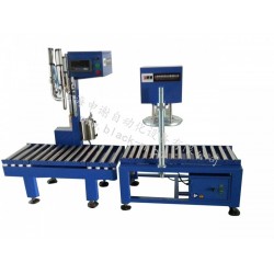 上海稱重灌裝機(jī)，潤(rùn)滑油品牌排行 專業(yè)灌裝機(jī)廠家