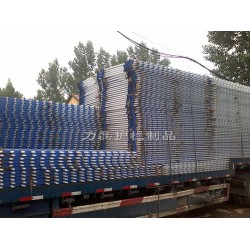 熱鍍鋅護(hù)欄廠家