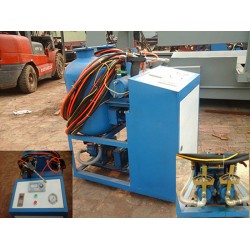 順義小型聚氨酯發(fā)泡機(jī)——性價(jià)比高的小型聚氨酯發(fā)泡機(jī)，順杰聚氨酯傾力推*