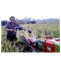 為您推*超實惠的收割機(jī)，收割機(jī)配件批發(fā)